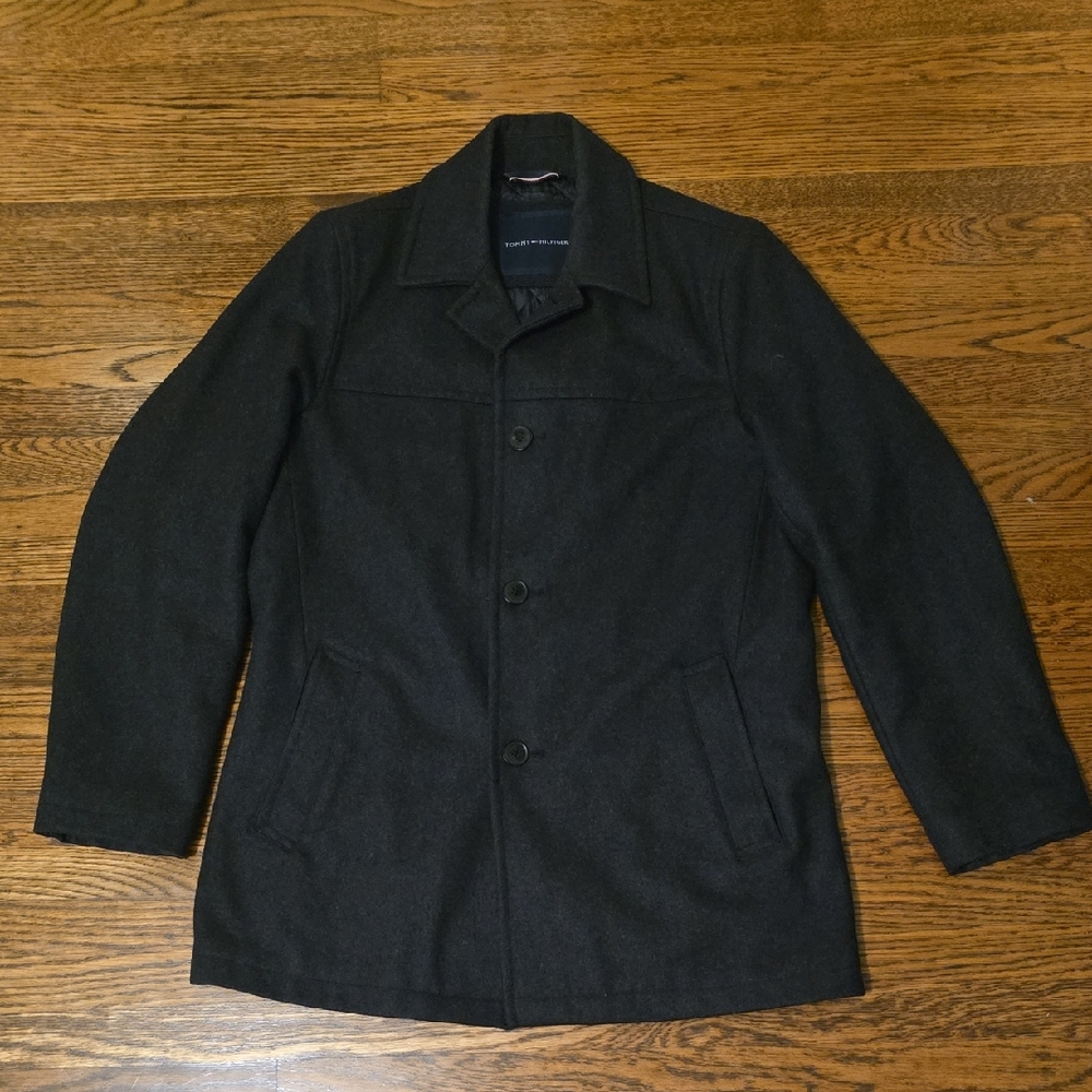 M Men's Tommy Hilfiger Dark Grey Wool Coat with Peacoat like styling